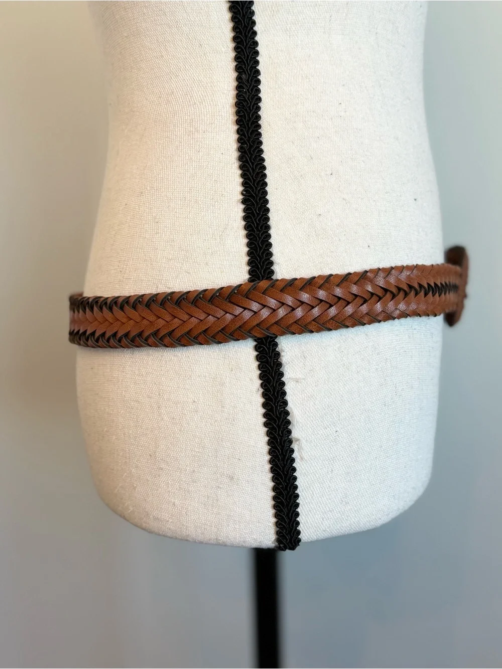 Brown Braided Woven Boho Western Belt Size 14/16 Adjustable Hip Waist Belt